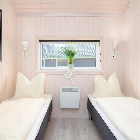 Haus Mit Sauna Im アパート Großenbrode